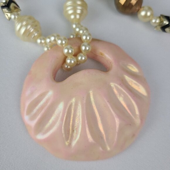 Vintage Pink Pearl Beaded Pendant Necklace - Picture 8 of 8